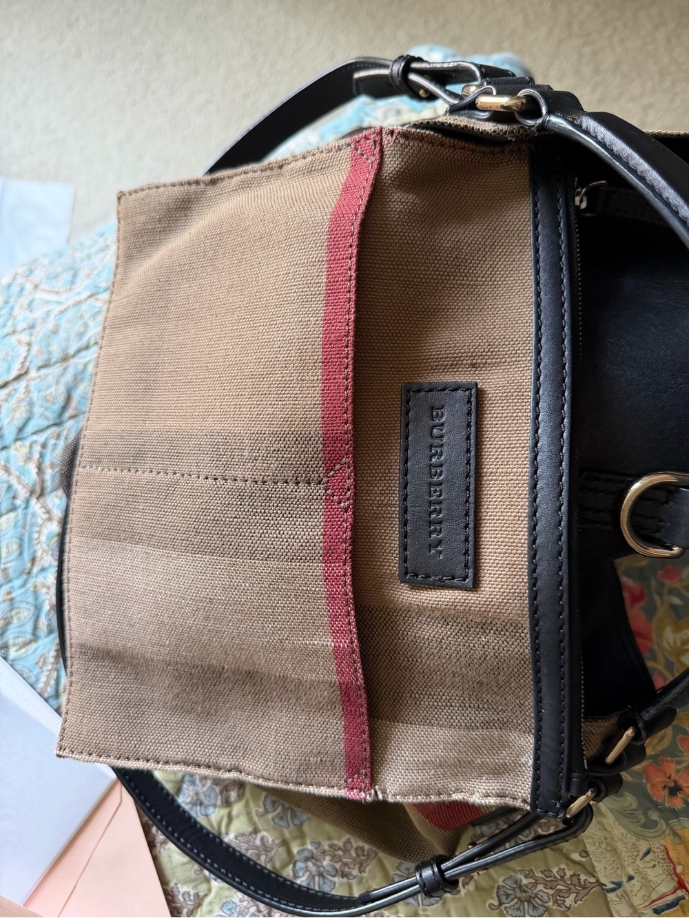 Authentic Burberry Ashby hobo canvas black leather. Tags and dust bag. - Picture 7 of 10